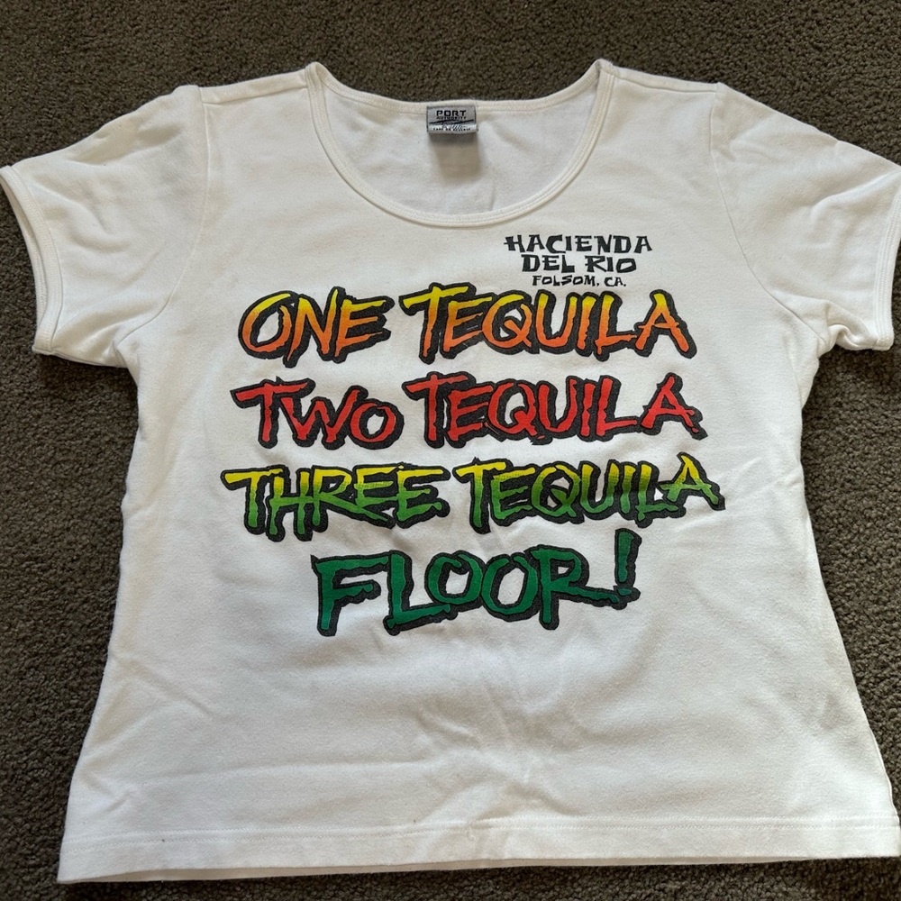 Vintage Hacienda Del Rio Woman’s White Tee